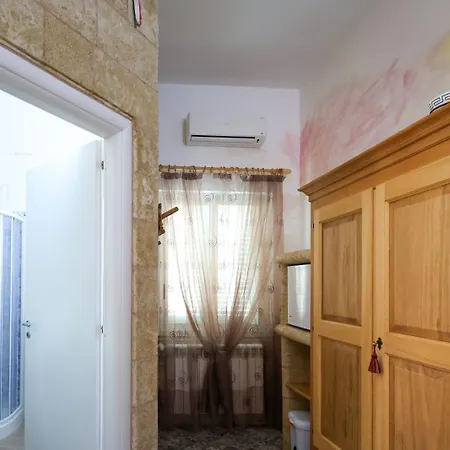 Antico Borgo Marchese Panzió 4*