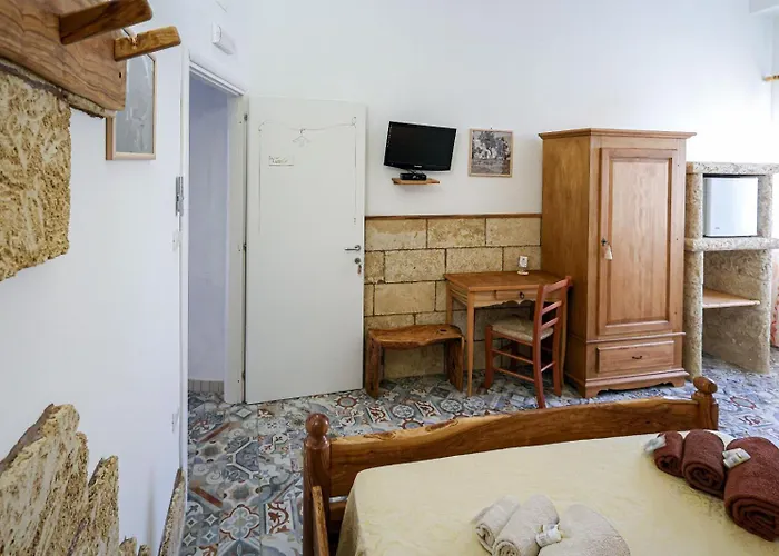 Antico Borgo Marchese 4*