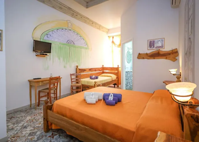 Antico Borgo Marchese 4*
