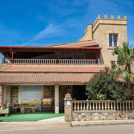 Bed & Breakfast Antico Borgo Marchese 4*