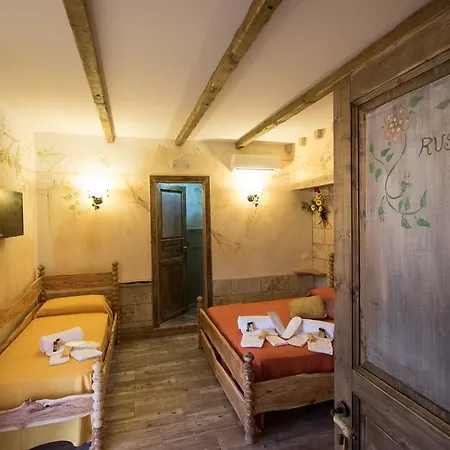 Antico Borgo Marchese فندق مبيت وإفطار 4*